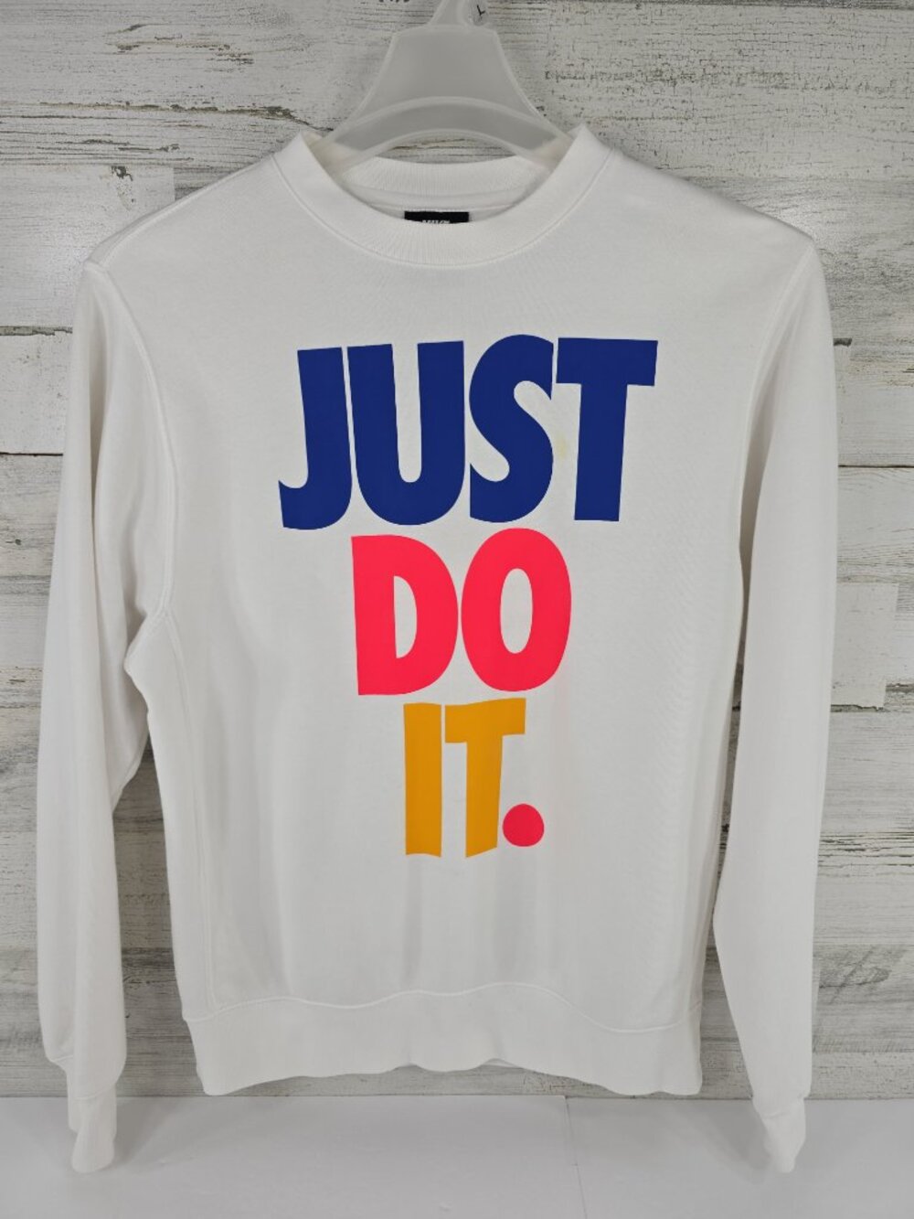 Nike Just Do It Sweatshirt Men's Small White Multicolor Logo Crewneck Pullover..